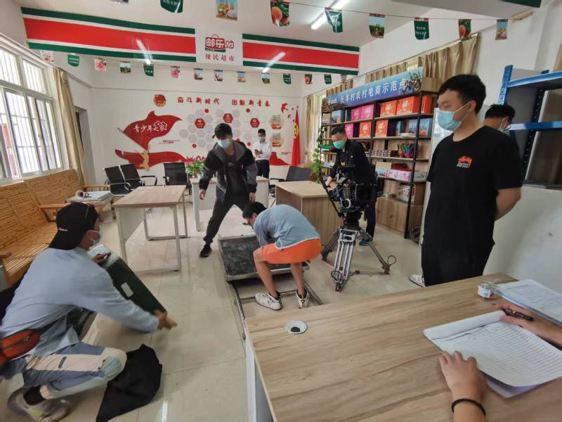 追星女孩心理学分析报告：西和县广告片拍摄公司揭秘饭圈应援式传播逻辑